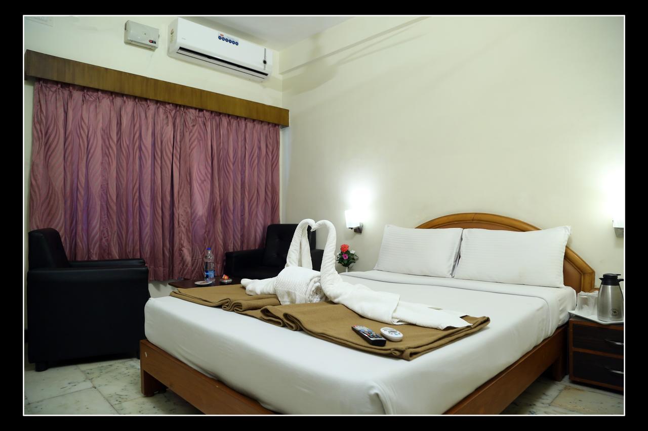 Senthil Residency Hotel Dindigul Room photo