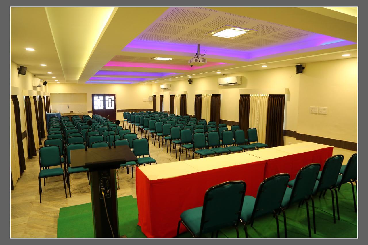 Senthil Residency Hotel Dindigul Room photo